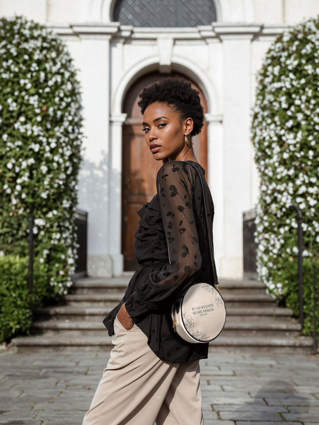 "Complete" - Isaiah 53:5 Circle Crossbody Bag